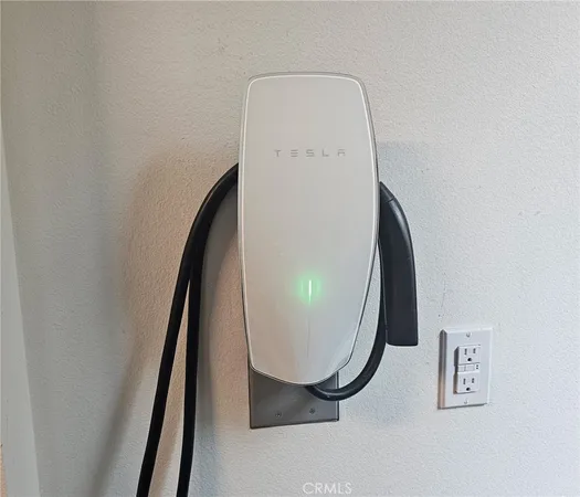 $1,169,000 | 600 Shadowbrook, Lake Forest, CA 92610