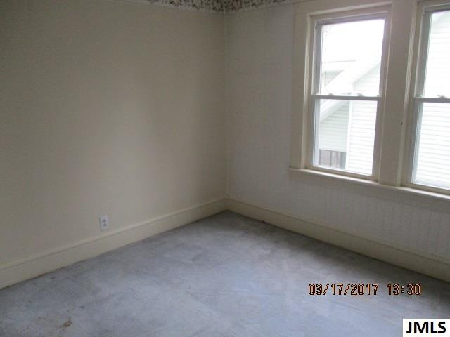 730 5th Jackson, MI 49203 - Photo 5 of 8 Photo 5