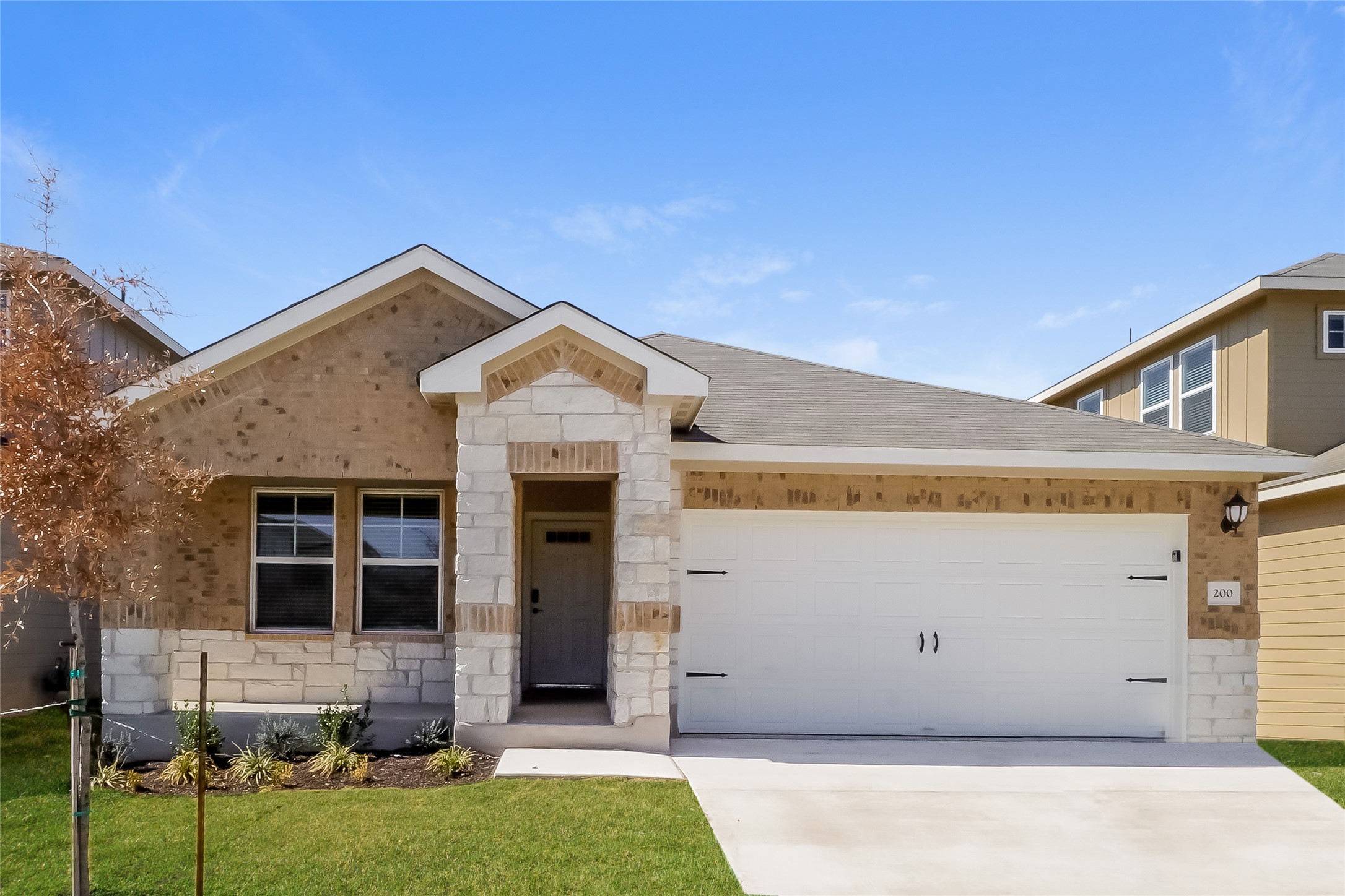 200 Babblebrook Way Hutto, TX 78634 - Photo 1 of 16 a view of front of house