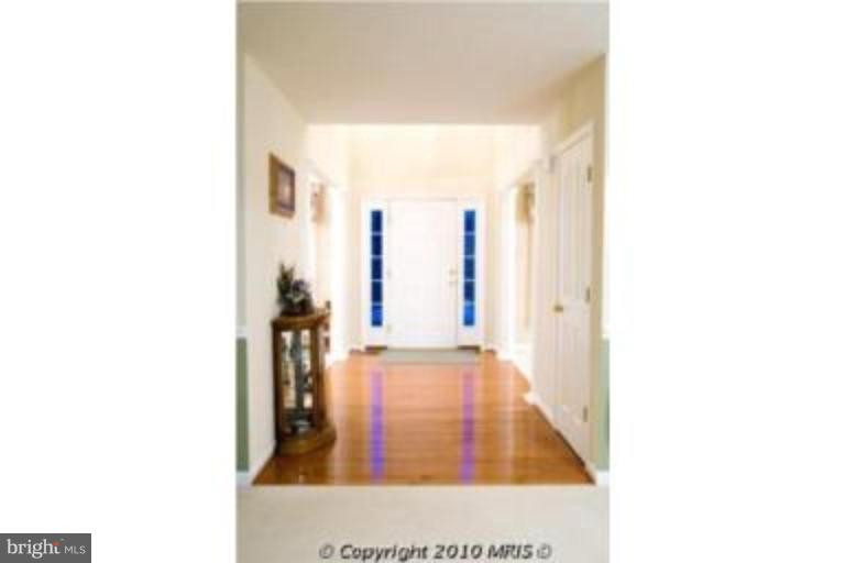 2921 Old Elk Neck Road Elkton, MD 21921 - Photo 12 of 15 Hallway