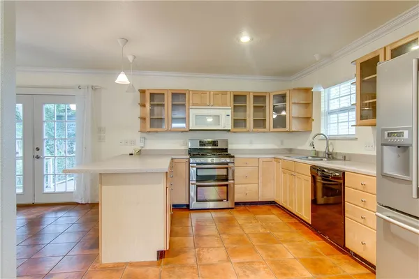 $2,999 | 1713 Cullen Avenue, Austin, TX 78757