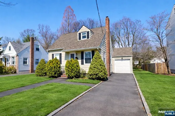 $495,000 | 16 Tooker Avenue, Springfield, NJ 07081