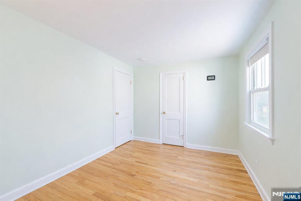 16 Tooker Avenue Springfield, NJ 07081 - Photo 4 of 9