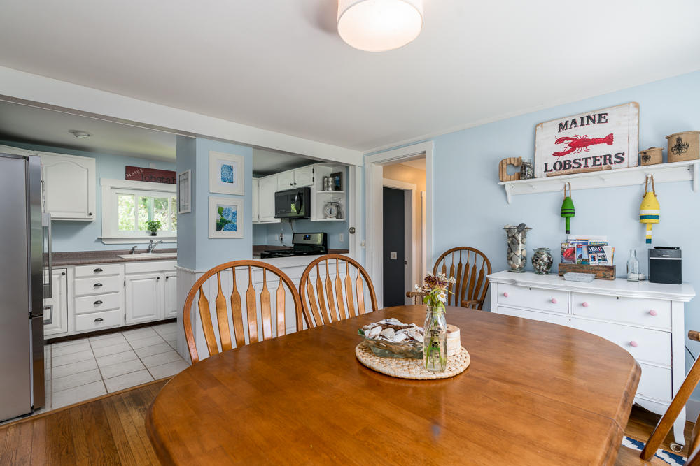 136 Oak Ledge Road Harpswell, ME 04079 - Photo 15 of 53 136oakledge-12