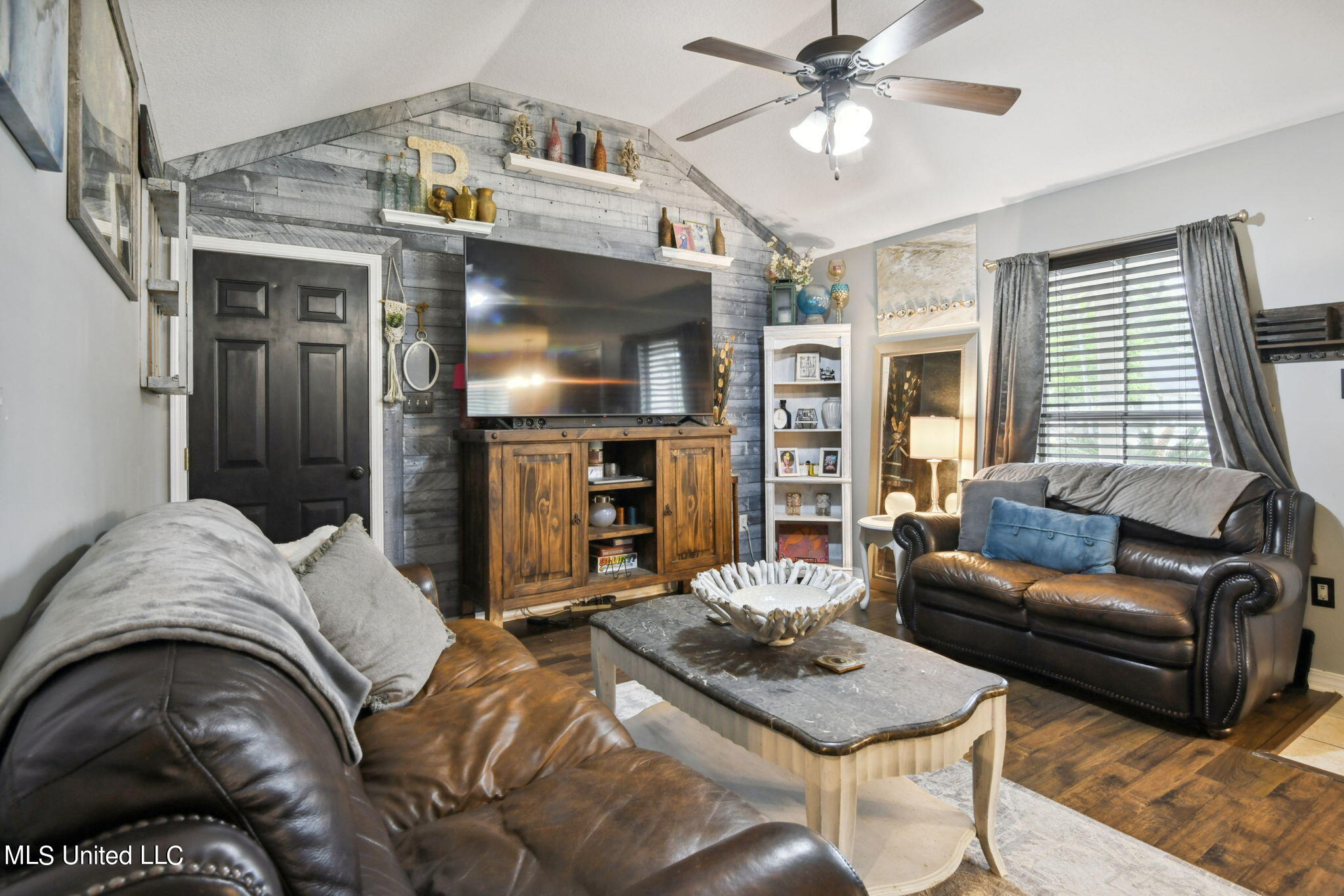 13403 Libby Lane Gulfport, MS 39503 - Photo 4 of 16 004