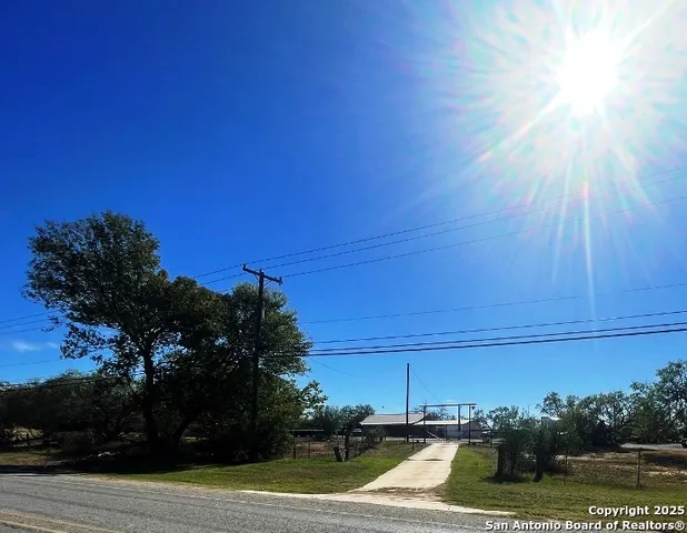 $599,980 | 11612 Loop 107, Adkins, TX 78101