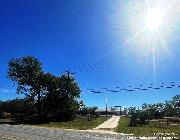 11612 Loop 107 Adkins, TX 78101 - Photo 5 of 6