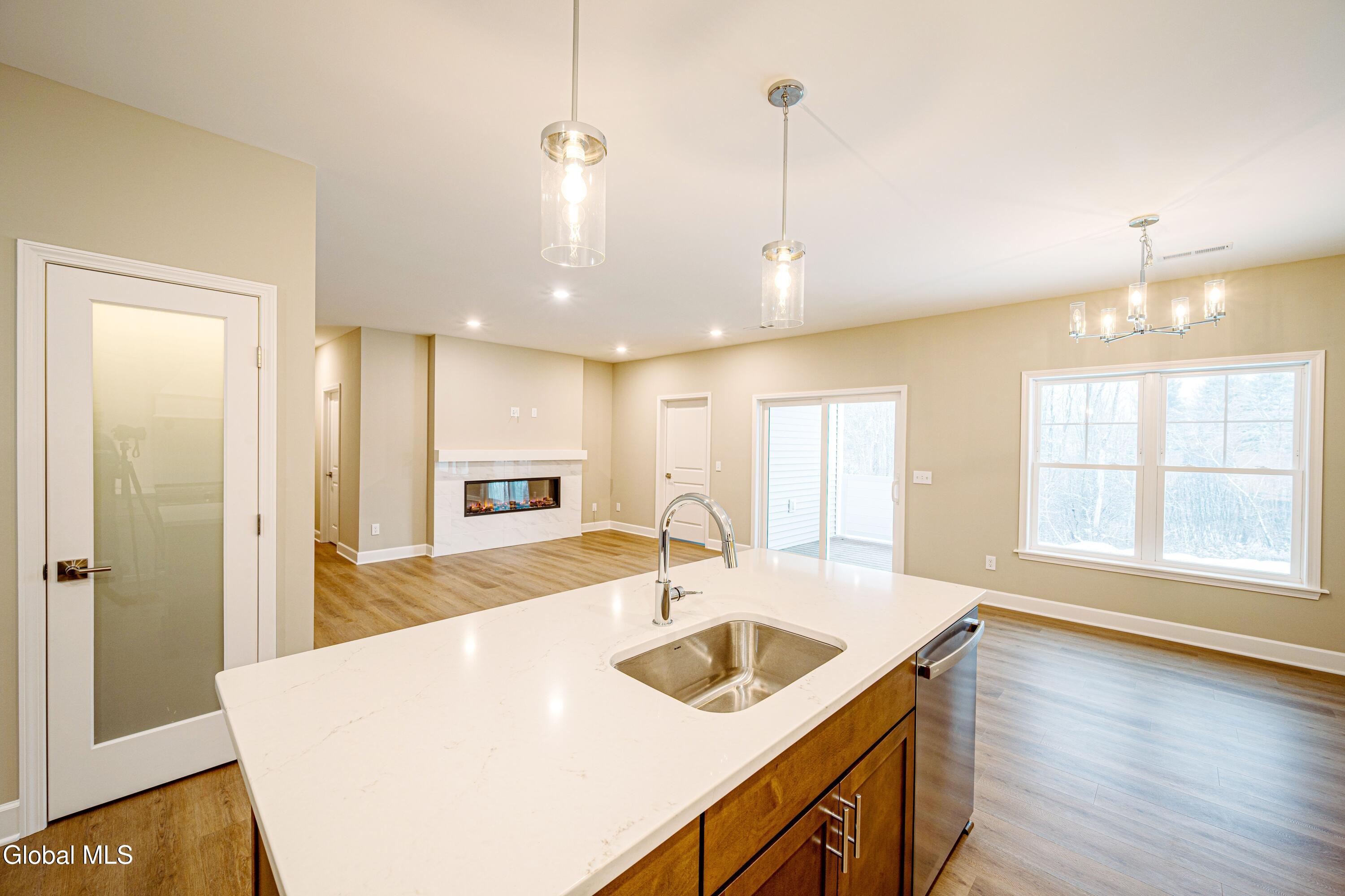 18 Reed's Hollow Saratoga Springs, NY 12866 - Photo 12 of 21 AZALEA 6 RH3