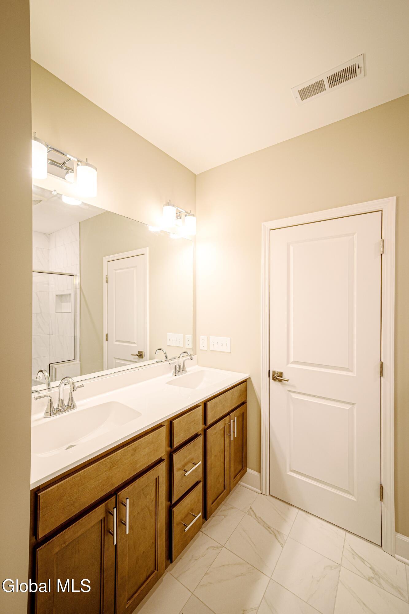 18 Reed's Hollow Saratoga Springs, NY 12866 - Photo 6 of 21 AZALEA 6RH8