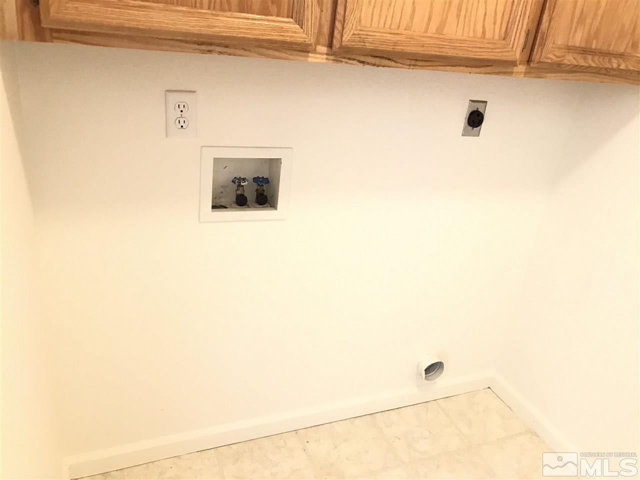 501 St Louis Road Fernley, NV 89408 - Photo 4 of 18 Photo 4