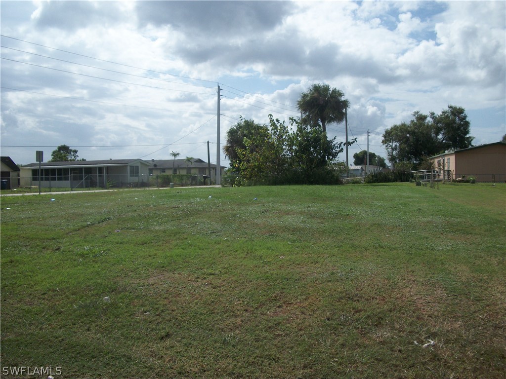 1002-1009 Nalls Road Clewiston, FL 33440 - Photo 19 of 19 a view of a green field