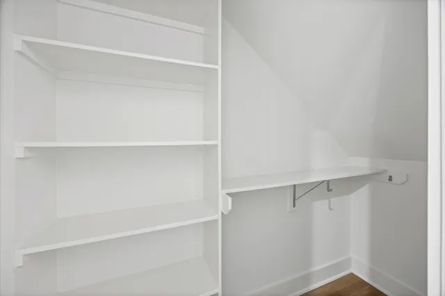 $2,850 | 5107 Avenue J, Houston, TX 77011