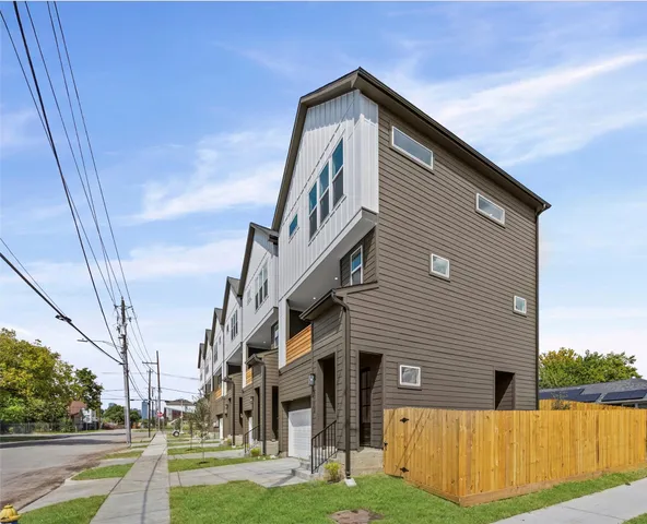 $2,850 | 5107 Avenue J, Houston, TX 77011