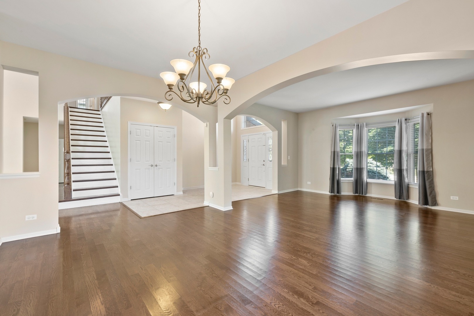 9 Springbrook Lane Algonquin, IL 60102 - Photo 2 of 28