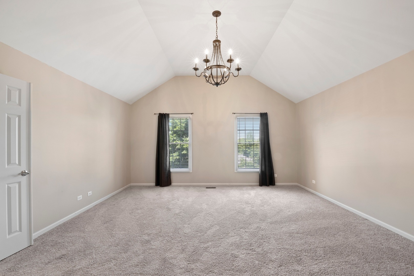 9 Springbrook Lane Algonquin, IL 60102 - Photo 13 of 28