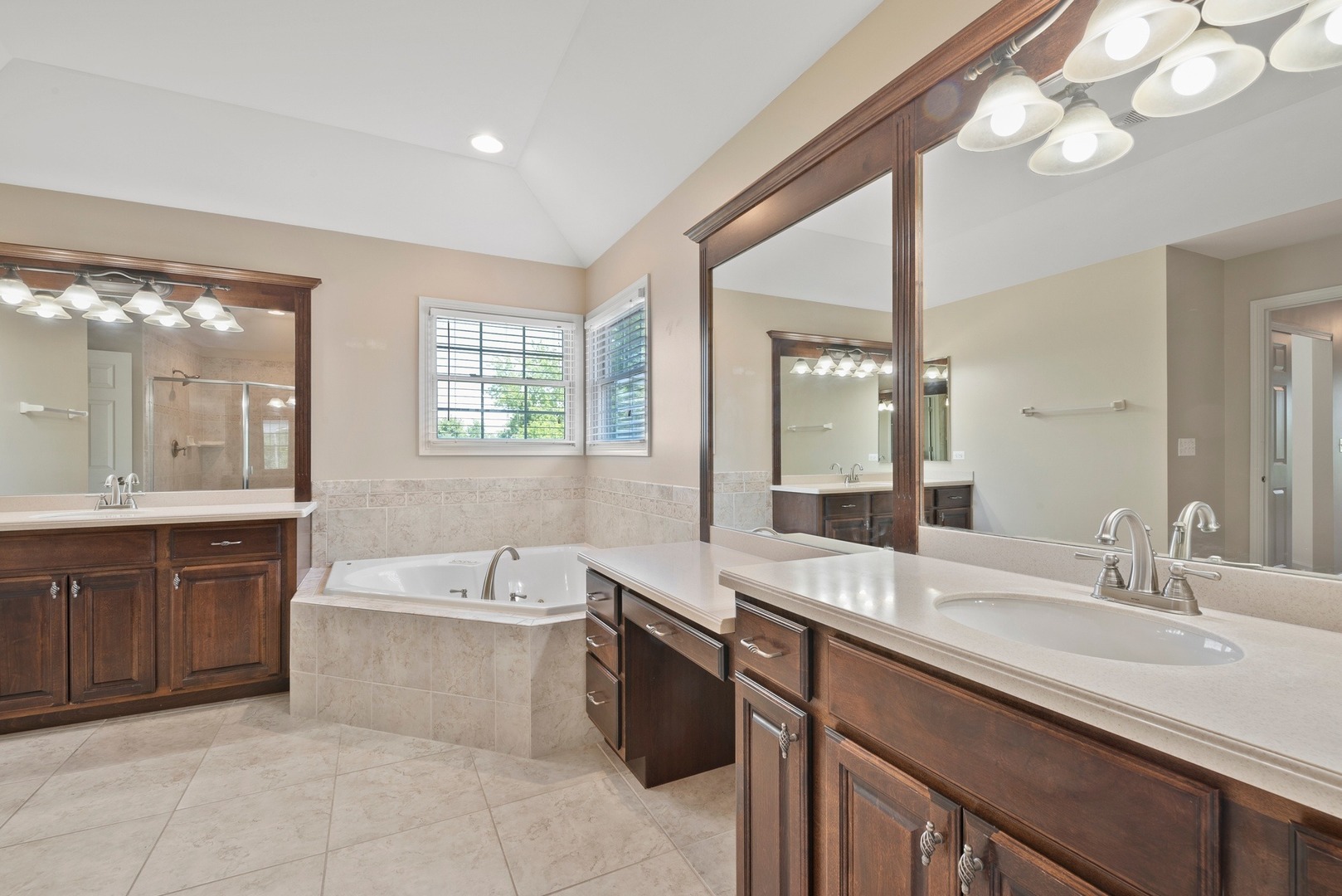 9 Springbrook Lane Algonquin, IL 60102 - Photo 14 of 28