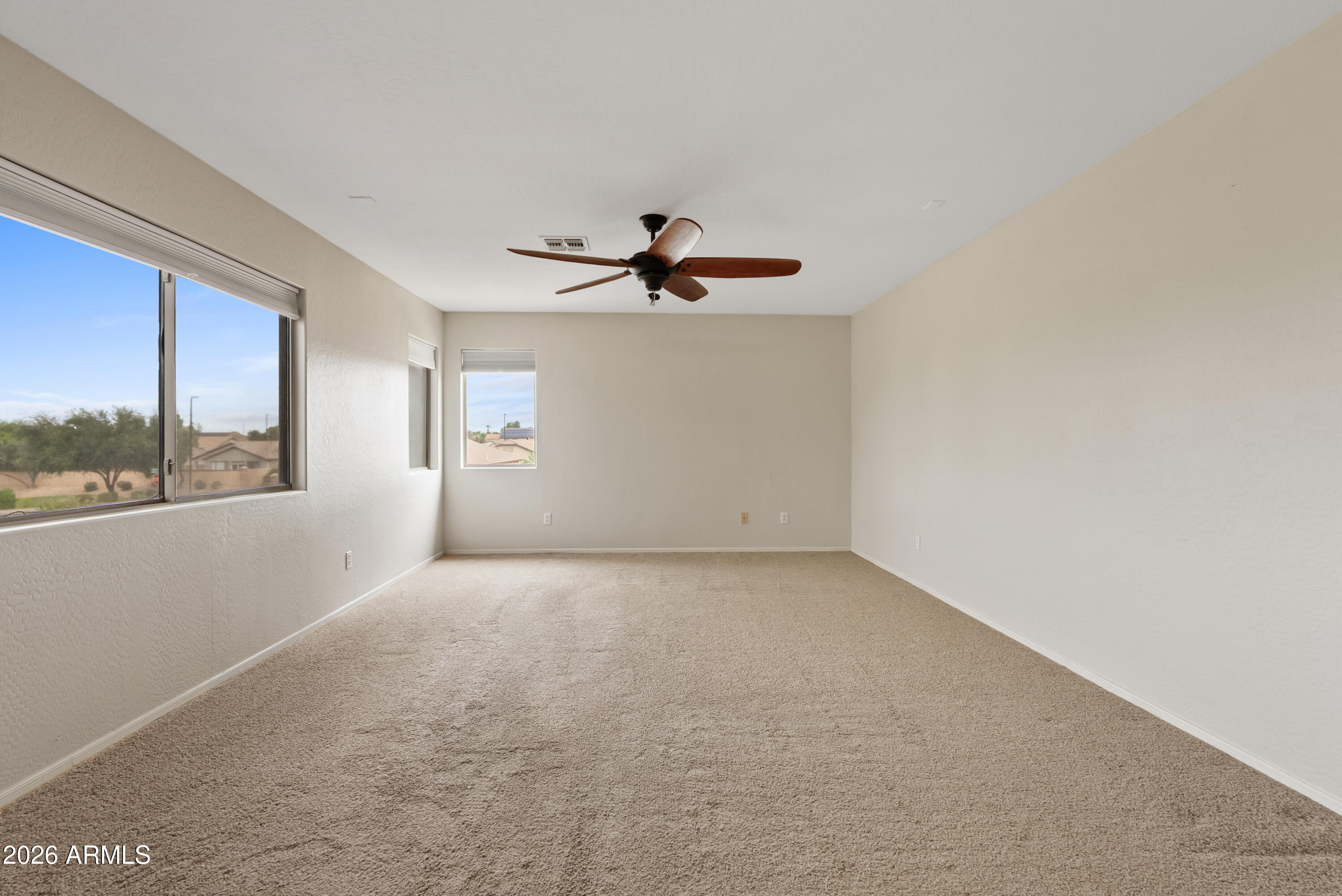 6280 South Sinova Court Gilbert, AZ 85298 - Photo 29 of 58 Primary suite