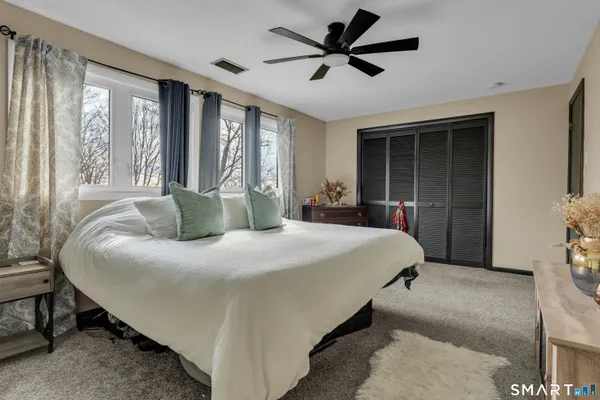 $335,000 | 180 Skyview Drive, Unit 180, Cromwell, CT 06416