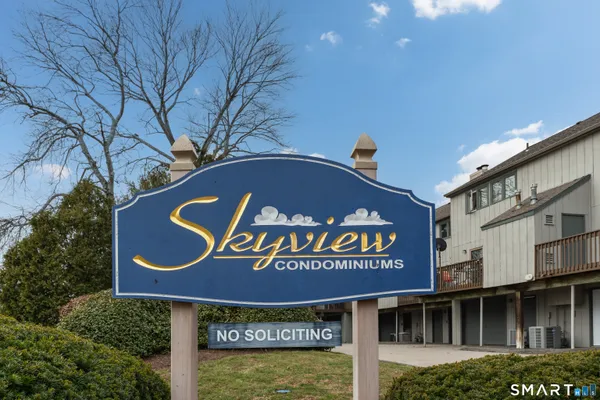 $335,000 | 180 Skyview Drive, Unit 180, Cromwell, CT 06416