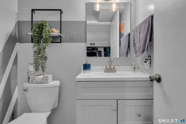 $335,000 | 180 Skyview Drive, Unit 180, Cromwell, CT 06416