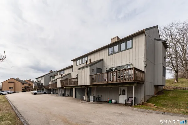$335,000 | 180 Skyview Drive, Unit 180, Cromwell, CT 06416