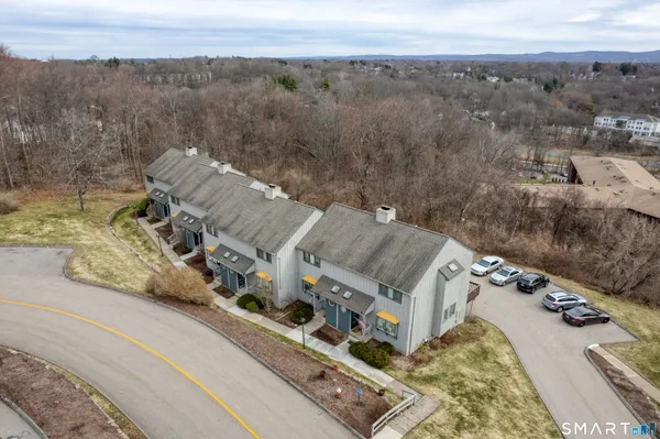 $335,000 | 180 Skyview Drive, Unit 180, Cromwell, CT 06416