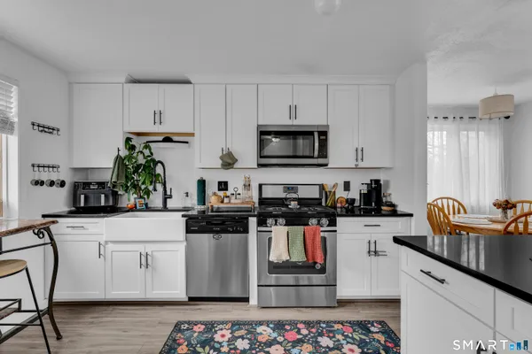 $335,000 | 180 Skyview Drive, Unit 180, Cromwell, CT 06416