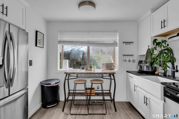 $335,000 | 180 Skyview Drive, Unit 180, Cromwell, CT 06416