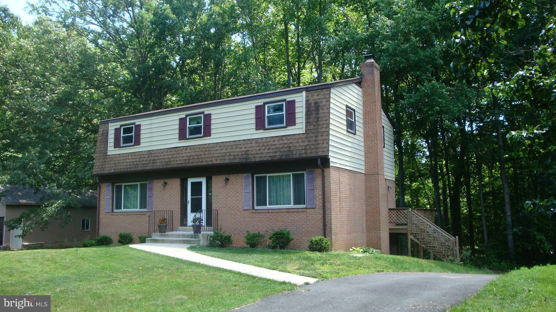 7233 Ridgeway Drive Manassas, VA 20112 - Photo 1 of 18 Exterior (Front)