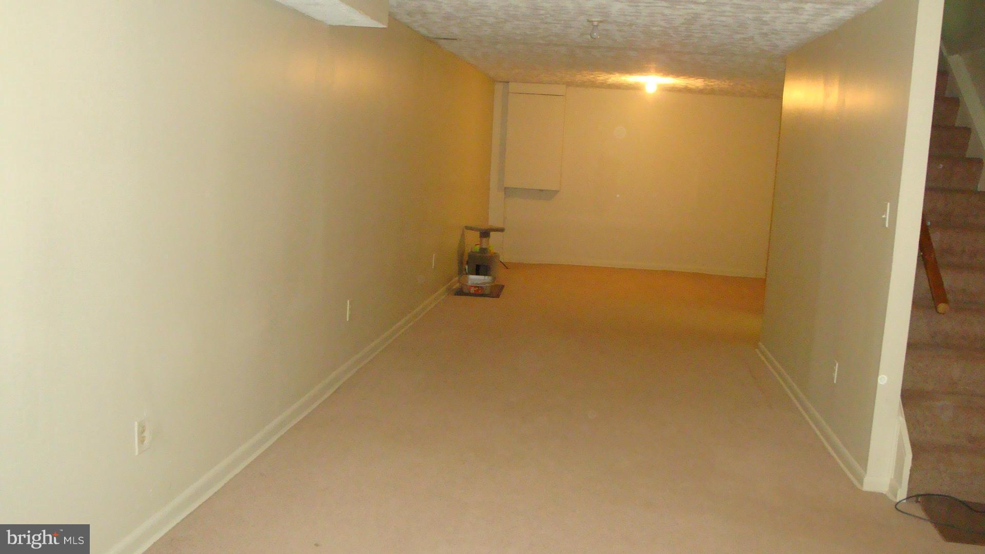 7233 Ridgeway Drive Manassas, VA 20112 - Photo 17 of 18 Interior (General)