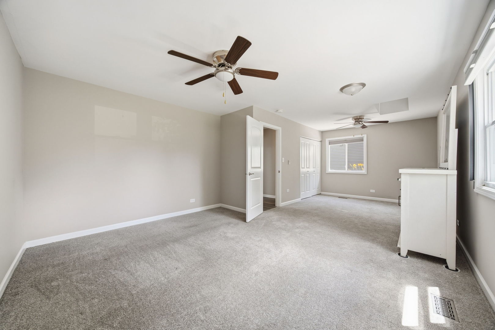 225 Mill Stream Drive Bolingbrook, IL 60440 - Photo 17 of 24