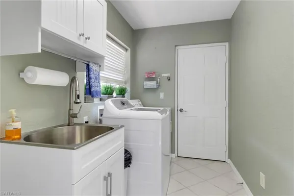 $5,250 | 5325 Andover Drive, Unit 101, Naples, FL 34110