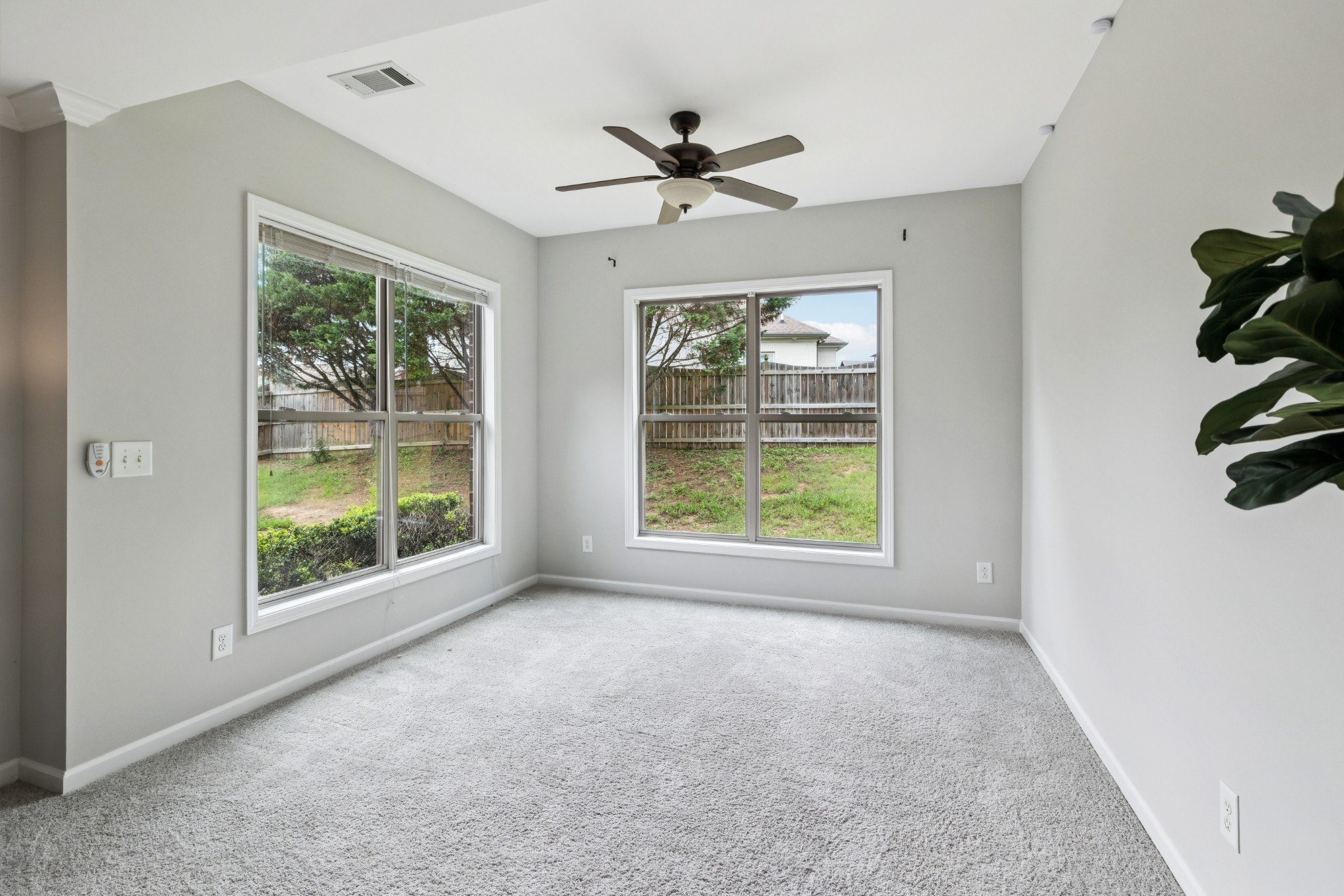 2040 Belshire Way Spring Hill, TN 37174 - Photo 32 of 74 an empty room with windows and closet