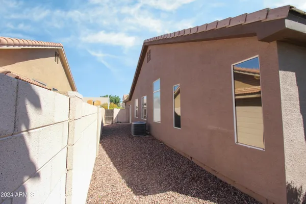 $2,250 | 1375 West Musket Way, Chandler, AZ 85286