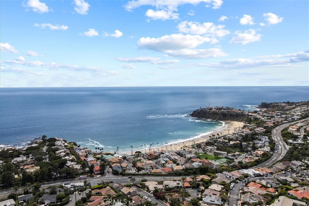 437 Emerald Bay Laguna Beach, CA 92651 - Photo 2 of 61