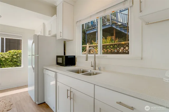 $1,190,000 | 2407 East Ward Street, Seattle, WA 98112