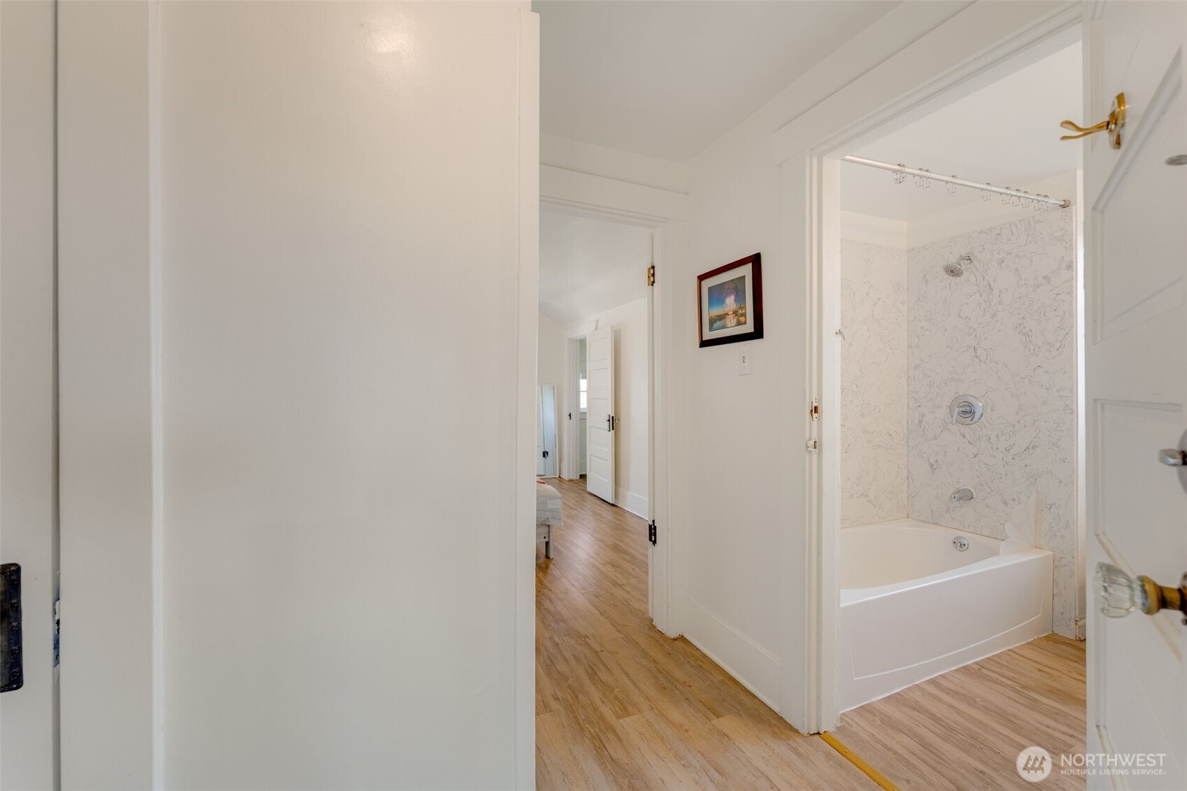 2407 East Ward Street Seattle, WA 98112 - Photo 16 of 39