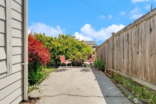 $1,190,000 | 2407 East Ward Street, Seattle, WA 98112
