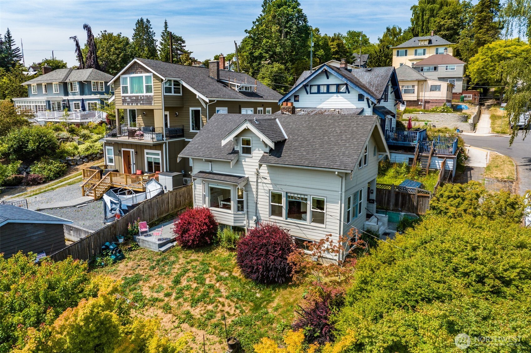 2407 East Ward Street Seattle, WA 98112 - Photo 34 of 39