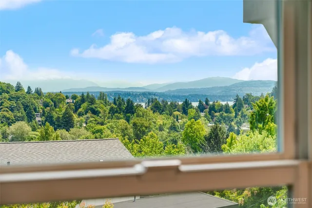 $1,190,000 | 2407 East Ward Street, Seattle, WA 98112