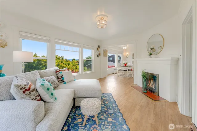 $1,190,000 | 2407 East Ward Street, Seattle, WA 98112