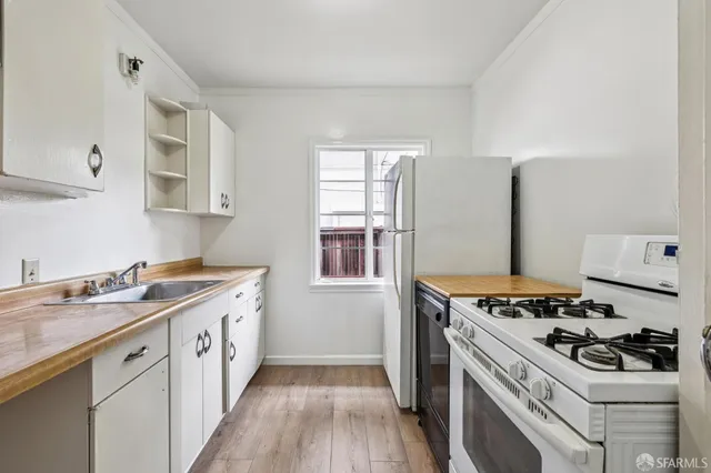 $1,898,000 | 1115 Capuchino Avenue, Burlingame, CA 94010