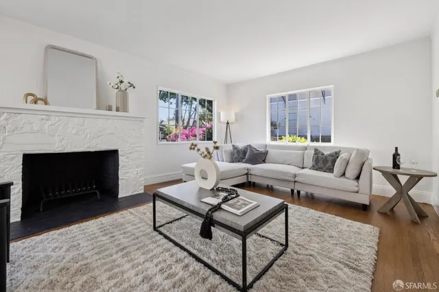 $1,898,000 | 1115 Capuchino Avenue, Burlingame, CA 94010