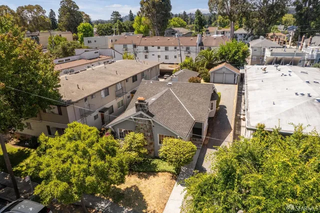 $1,898,000 | 1115 Capuchino Avenue, Burlingame, CA 94010