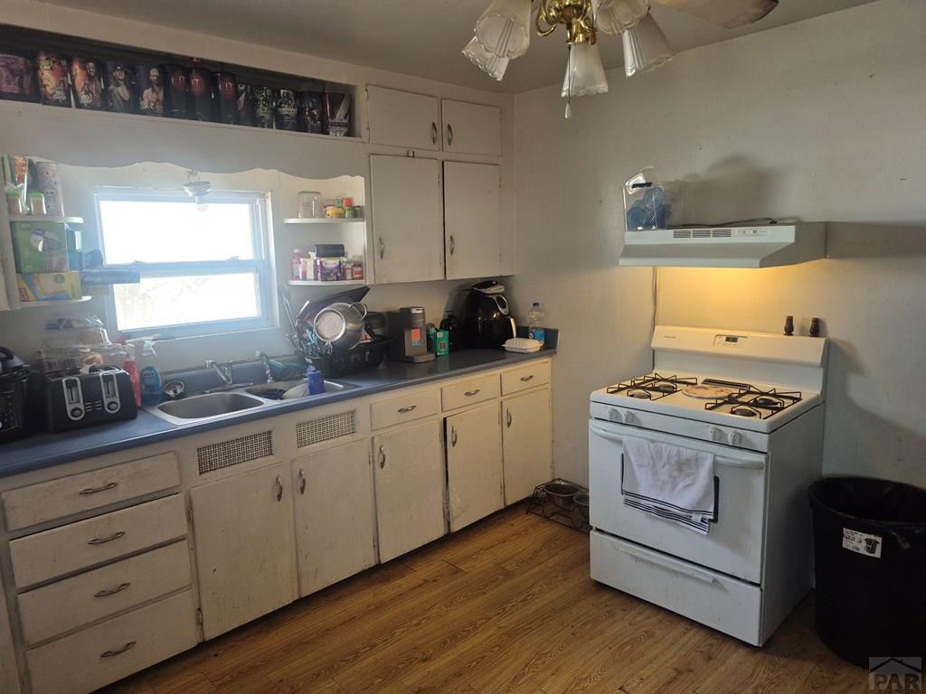 410 Raton Avenue La Junta, CO 81050 - Photo 15 of 23