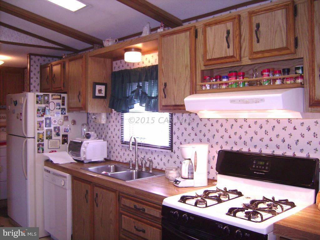 37009 Old Ocean City Road Willards, MD 21874 - Photo 10 of 29