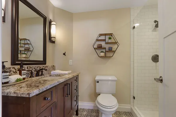 $2,210,000 | 432 Harvard Avenue, Unit 5 & 6, Fontana, WI 53125