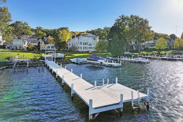 $2,210,000 | 432 Harvard Avenue, Unit 5 & 6, Fontana, WI 53125