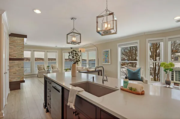$2,210,000 | 432 Harvard Avenue, Unit 5 & 6, Fontana, WI 53125
