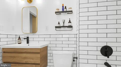 $1,450,000 | 1656 32nd Street Northwest, Washington, DC 20007